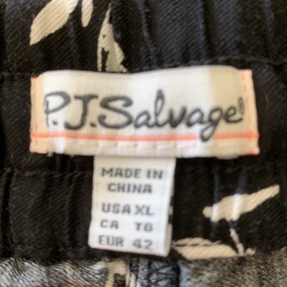Brand new! PJ Salvage wide leg pants - Picture 4 of 5